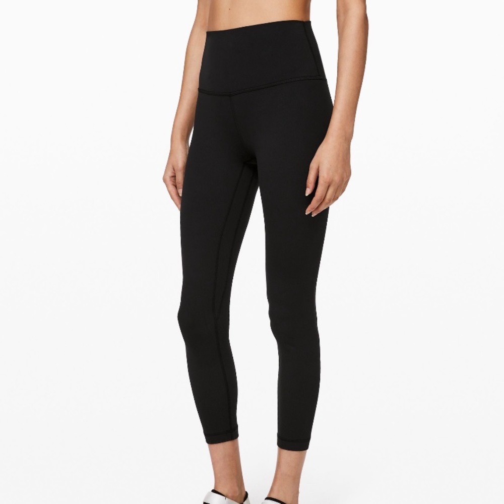 Black Crop lululemon leggings